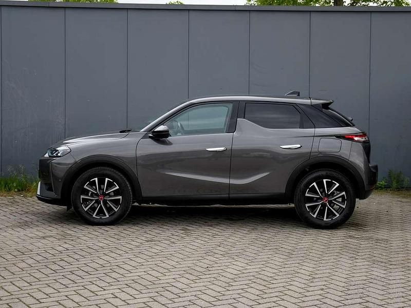 Occasion DS Automobiles DS3 Crossback Performance 131 PK (96 kW) 2024 Grijs SUV