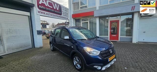 Blauw Gebruikt 2018 Dacia Lodgy Lauréate MPV | € 11.950 (Eerlijke prijs) - Afbeelding 1/4