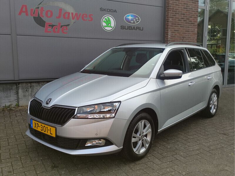 Grijs, metallic lak Gebruikt 2019 Skoda Fabia Style Stationwagen | € 14.445 (Eerlijke prijs) - Afbeelding 1/4