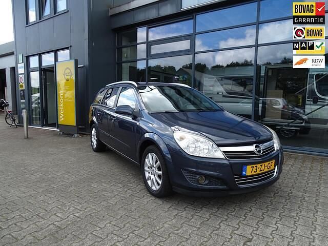 Grijs Gebruikt 2008 Opel Astra Stationwagen | € 2.950 (Eerlijke prijs) - Afbeelding 1/4