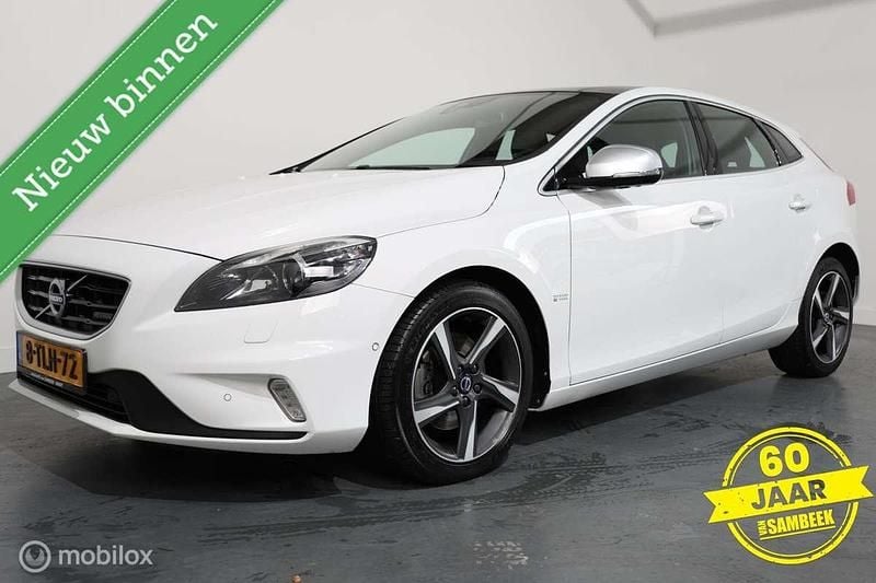 Occasion Volvo V40 R-Design 120 PK (88 kW) 2014 Wit Hatchback