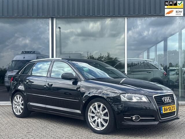 Zwart Gebruikt 2011 Audi A3 Sportback S-Line Hatchback | € 4.850 (Super prijs) - Afbeelding 1/4