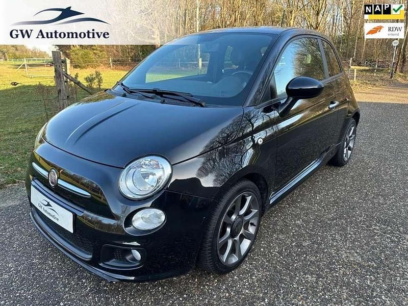 Zwart (metallic) Gebruikt 2014 Fiat 500S Hatchback | € 6.595 (Eerlijke prijs) - Afbeelding 1/4