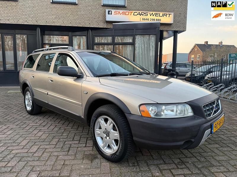 Occasion Volvo XC70 Kinetic 210 PK (154 kW) 2005 Beige Stationwagen