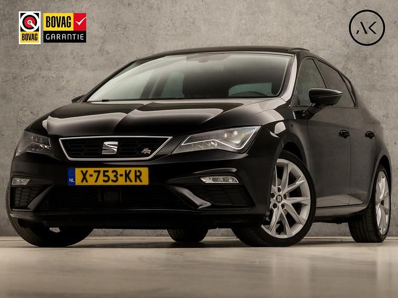 Zwart Gebruikt 2018 Seat Leon FR Sport Hatchback | € 18.445 (Iets duurder) - Afbeelding 1/4