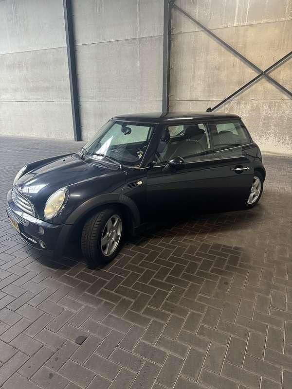 Occasion Mini ONE Pepper 90 PK (66 kW) 2005 Zwart Hatchback