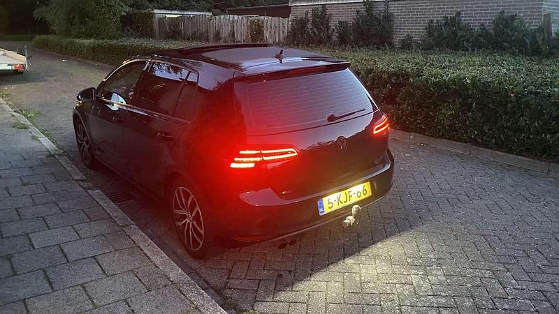 Gebruikt 2013 VW Golf VII Highline Sedan | € 7.750 (Eerlijke prijs) - Afbeelding 1/4