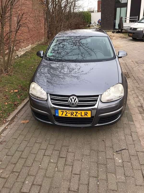 Occasion VW Jetta Comfortline 102 PK (75 kW) 2005 Grijs Sedan