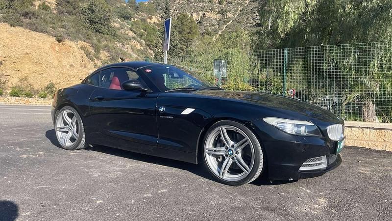 Zwart Gebruikt 2009 BMW Z4 Cabriolet | € 22.000 - Afbeelding 1/4
