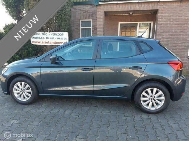 Grijs Gebruikt 2021 Seat Ibiza Hatchback | € 17.895 (Eerlijke prijs) - Afbeelding 1/4