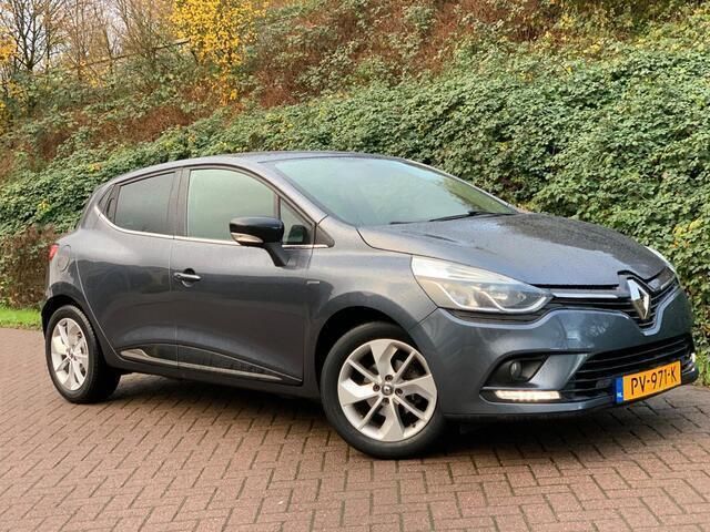 Grijs Gebruikt 2017 Renault Clio IV LIMITED Hatchback | € 9.900 (Eerlijke prijs) - Afbeelding 1/4
