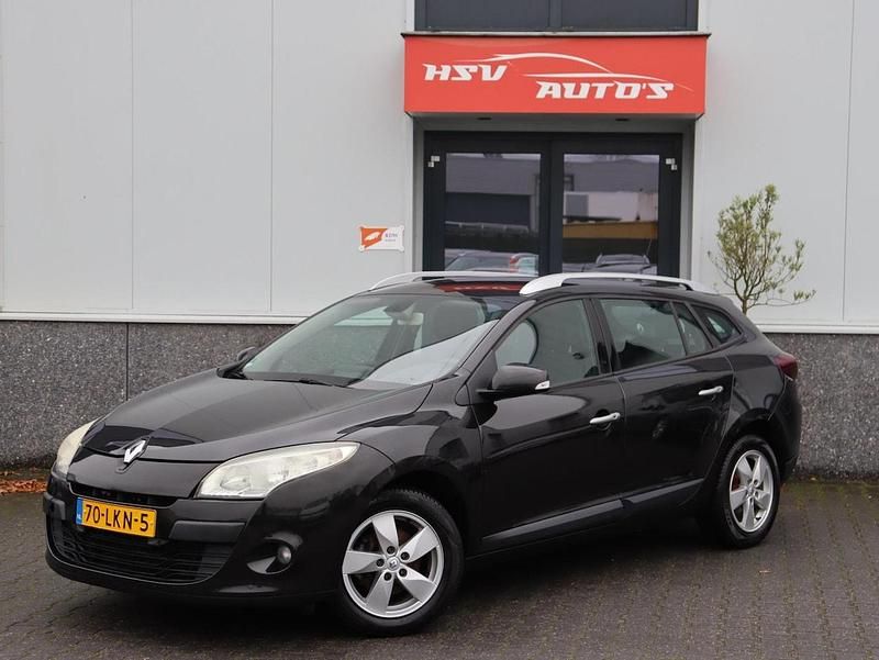 Zwart Gebruikt 2010 Renault Mégane GrandTour Dynamique Stationwagen | € 2.450 (Eerlijke prijs) - Afbeelding 1/3