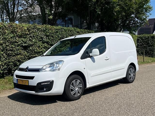 Wit Gebruikt 2018 Citroën Berlingo MPV | € 4.950 (Iets duurder) - Afbeelding 1/4