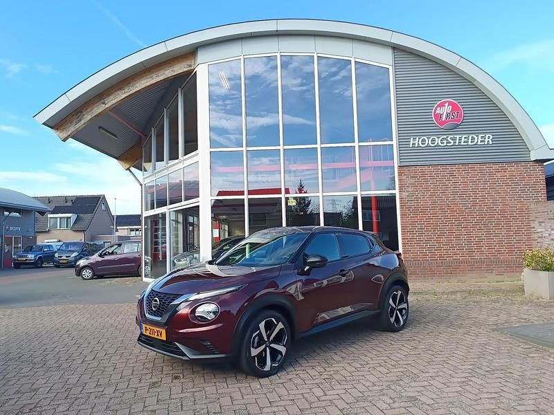 Rood Gebruikt 2022 Nissan Juke N-Connecta SUV | € 19.945 (Eerlijke prijs) - Afbeelding 1/4