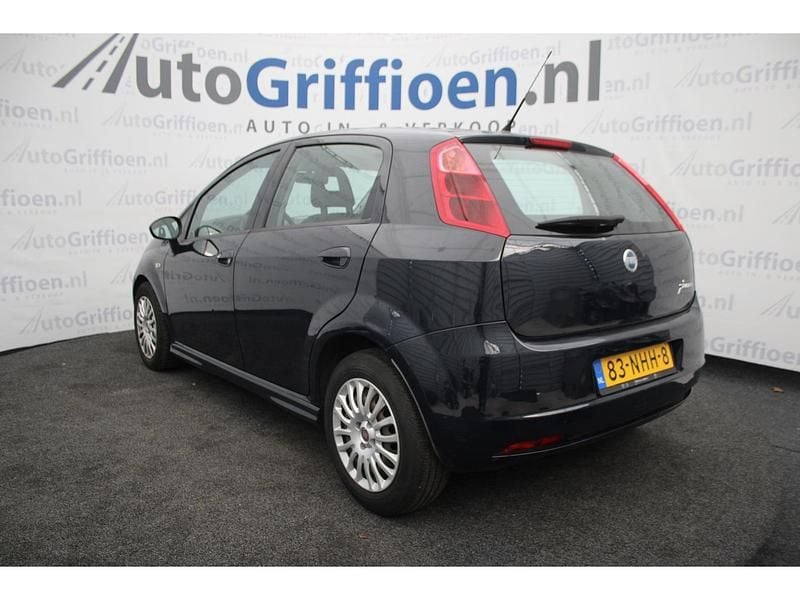 Occasion Fiat Punto 86 PK (63 kW) 2010 Blauw Hatchback