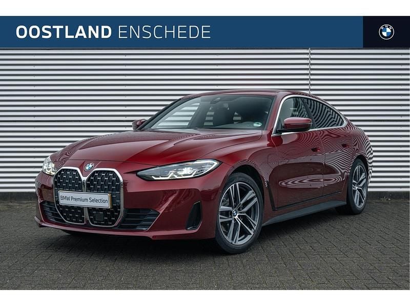 Rood Gebruikt 2022 BMW 420 Executive Coupé | € 37.450 (Super prijs) - Afbeelding 1/4
