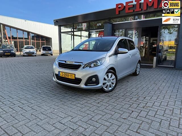 Grijs Gebruikt 2014 Peugeot 108 Active Top Hatchback | € 3.999 (Eerlijke prijs) - Afbeelding 1/4