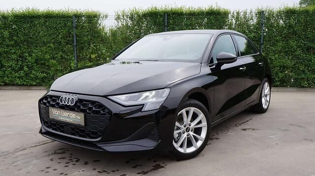 Zwart Nieuw 2025 Audi A3 Sedan | € 34.990 (Eerlijke prijs) - Afbeelding 1/4