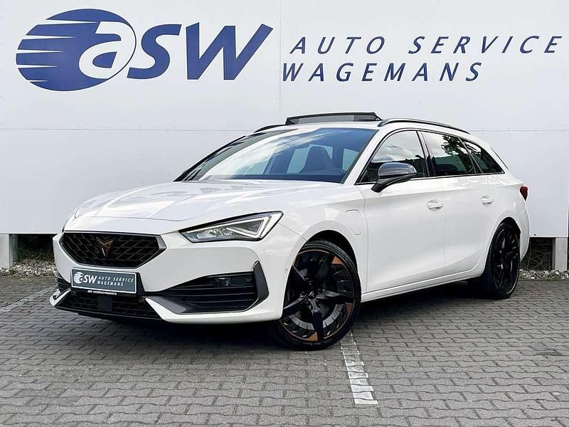 Wit Gebruikt 2022 Cupra Leon VZ Stationwagen | € 28.950 (Eerlijke prijs) - Afbeelding 1/4