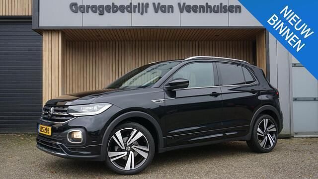 Zwart Gebruikt 2022 VW T-Cross R-line SUV | € 25.950 (Iets duurder) - Afbeelding 1/4