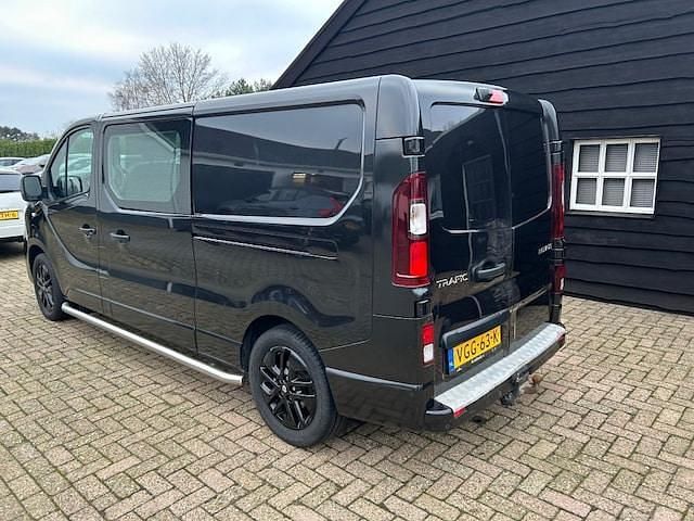 Occasion Renault Trafic Luxe 2020 Zwart (metallic)