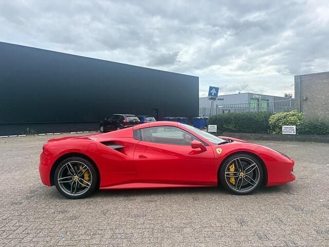 Rood Gebruikt 2018 Ferrari 488 Cabriolet | € 238.488 - Afbeelding 1/4