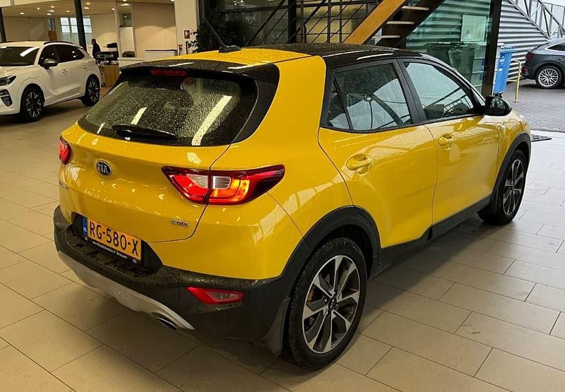 Occasion Kia Stonic 120 PK (88 kW) 2017 Geel SUV