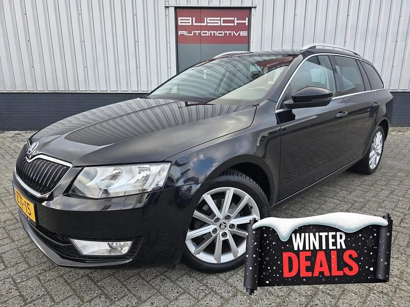 Zwart Occasion 2015 Skoda Octavia Business Line Stationwagen | € 8.995 (Iets duurder) - Afbeelding 1/4