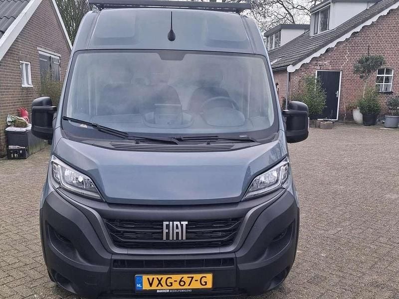 Occasion Fiat Ducato 140 PK (102 kW) 2023 Grijs Van