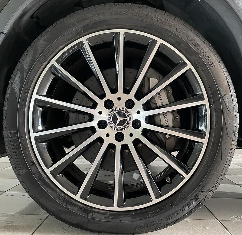 Occasion Mercedes GLC300e AMG line 2021 Zwart SUV