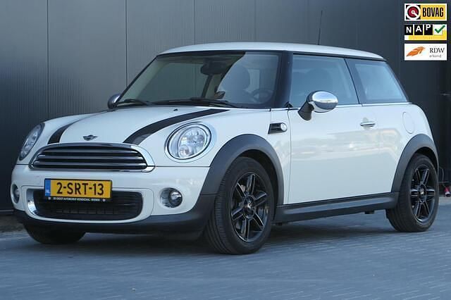 Wit Gebruikt 2014 Mini Cooper Hatchback | € 8.940 (Iets duurder) - Afbeelding 1/4