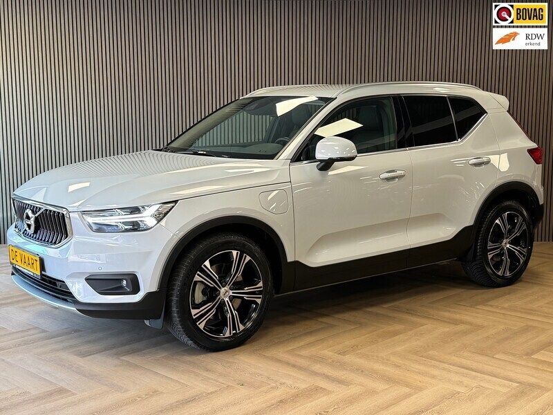 Zilver Gebruikt 2021 Volvo XC40 Business Edition SUV | € 31.995 (Goede deal) - Afbeelding 1/4