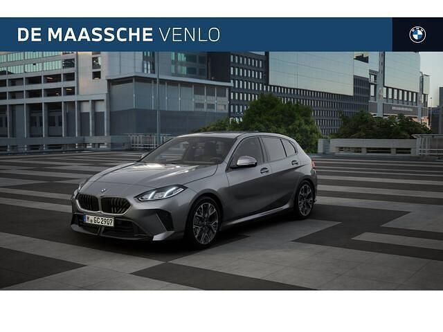 Grijs Nieuw 2025 BMW 120 M Sport Hatchback | € 48.295 (Goede deal) - Afbeelding 1/4