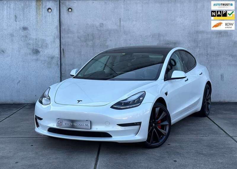 Wit Gebruikt 2019 Tesla Model 3 Performance Sedan | € 22.950 (Goede deal) - Afbeelding 1/4