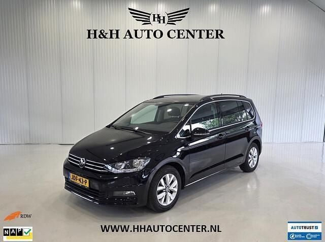 Zwart Gebruikt 2021 VW Touran Comfortline MPV | € 25.850 (Super prijs) - Afbeelding 1/4