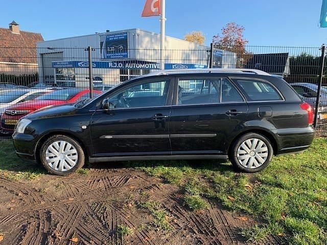 Occasion Toyota Avensis Terra 129 PK (94 kW) 2004 Zwart Stationwagen