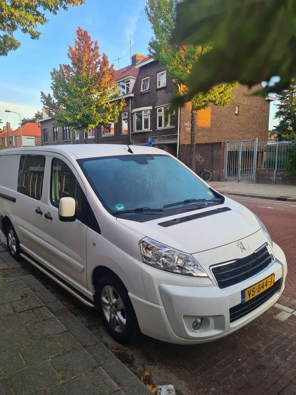 Wit Gebruikt 2015 Peugeot Expert Van | € 6.500 (Duur) - Afbeelding 1/4