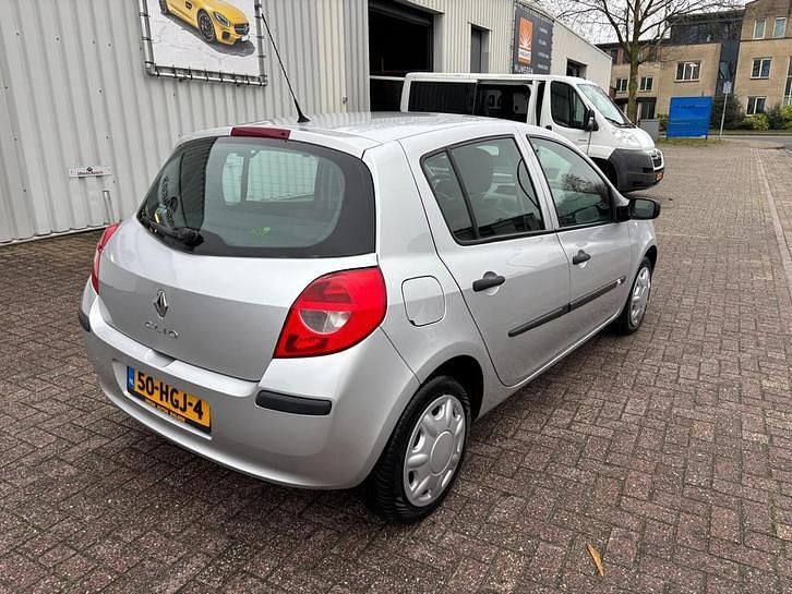 Occasion Renault Clio II Expression 75 PK (55 kW) 2008