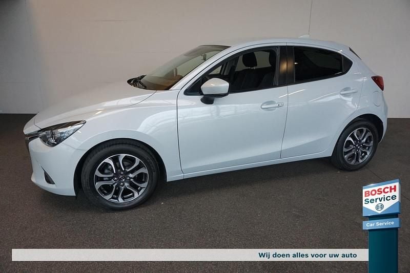 Wit Gebruikt 2019 Mazda 2 Hatchback | € 14.895 (Eerlijke prijs) - Afbeelding 1/4