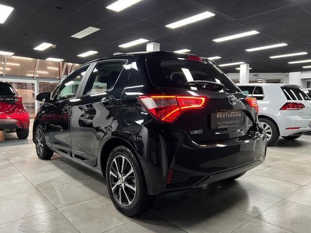 Occasion Toyota Yaris Executive 101 PK (74 kW) 2018 Zwart Hatchback