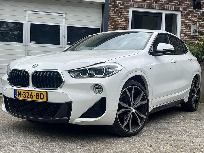 Wit Gebruikt 2018 BMW X2 Executive SUV | € 23.949 (Duur) - Afbeelding 1/4