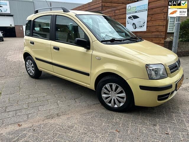 Geel Gebruikt 2004 Fiat Panda Dynamic Hatchback | € 1.850 (Iets duurder) - Afbeelding 1/4