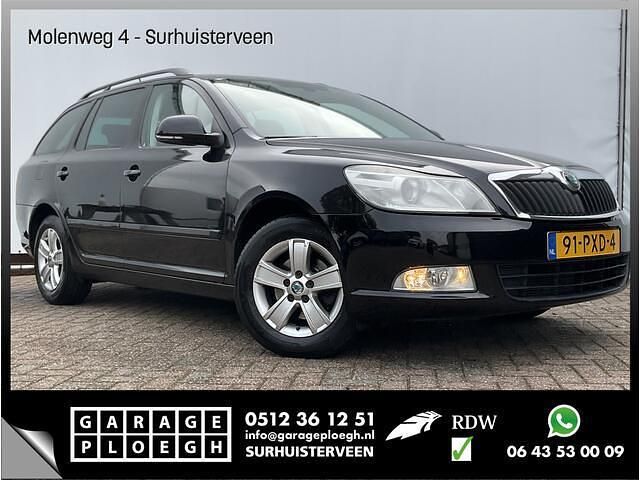 Zwart Gebruikt 2011 Skoda Octavia Business Line Stationwagen | € 4.700 (Eerlijke prijs) - Afbeelding 1/4