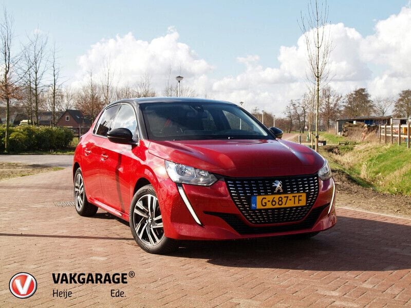 Rood Gebruikt 2019 Peugeot 208 Allure Hatchback | € 14.490 (Iets duurder) - Afbeelding 1/4