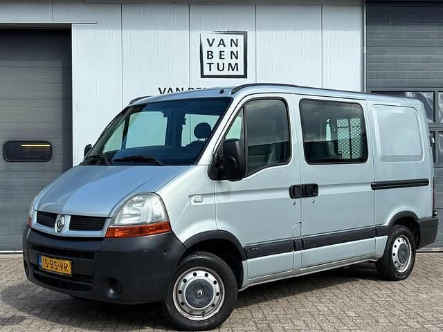 Grijs Gebruikt 2005 Renault Master Van | € 3.900 - Afbeelding 1/4