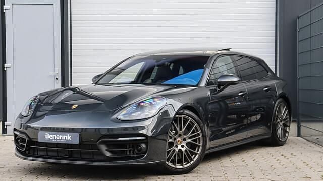 Grijs Gebruikt 2023 Porsche Panamera S E-Hybrid Platinum Edition Sedan | € 99.950 (Eerlijke prijs) - Afbeelding 1/4