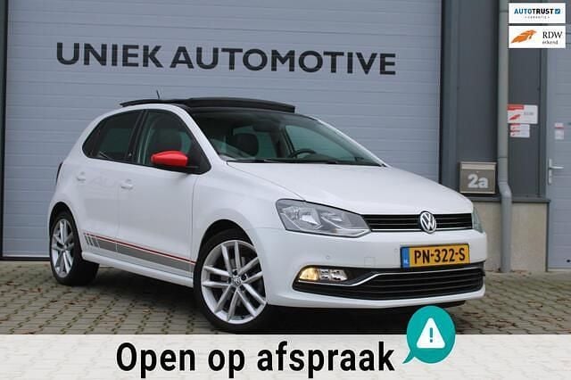 Wit Gebruikt 2017 VW Polo Highline Hatchback | € 14.995 (Goede deal) - Afbeelding 1/4