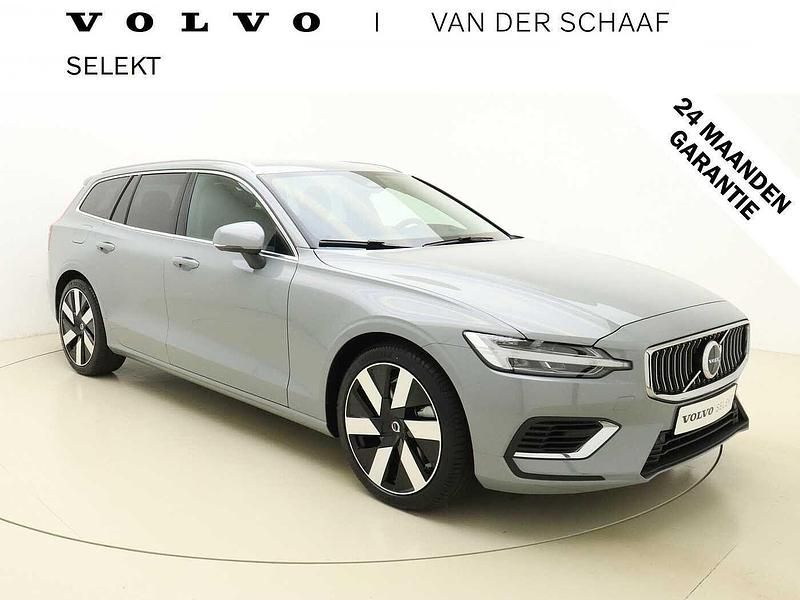 Grijs Gebruikt 2024 Volvo V60 Stationwagen | € 46.800 (Eerlijke prijs) - Afbeelding 1/4