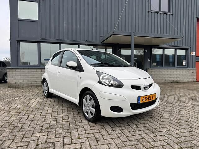 Occasion Toyota Aygo Comfort 68 PK (50 kW) 2011 Wit Hatchback