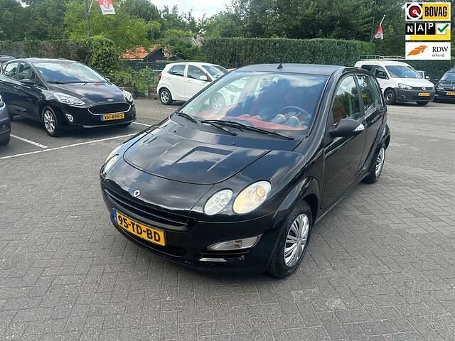 Zwart Gebruikt 2006 Smart ForFour Hatchback | € 1.950 (Iets duurder) - Afbeelding 1/4